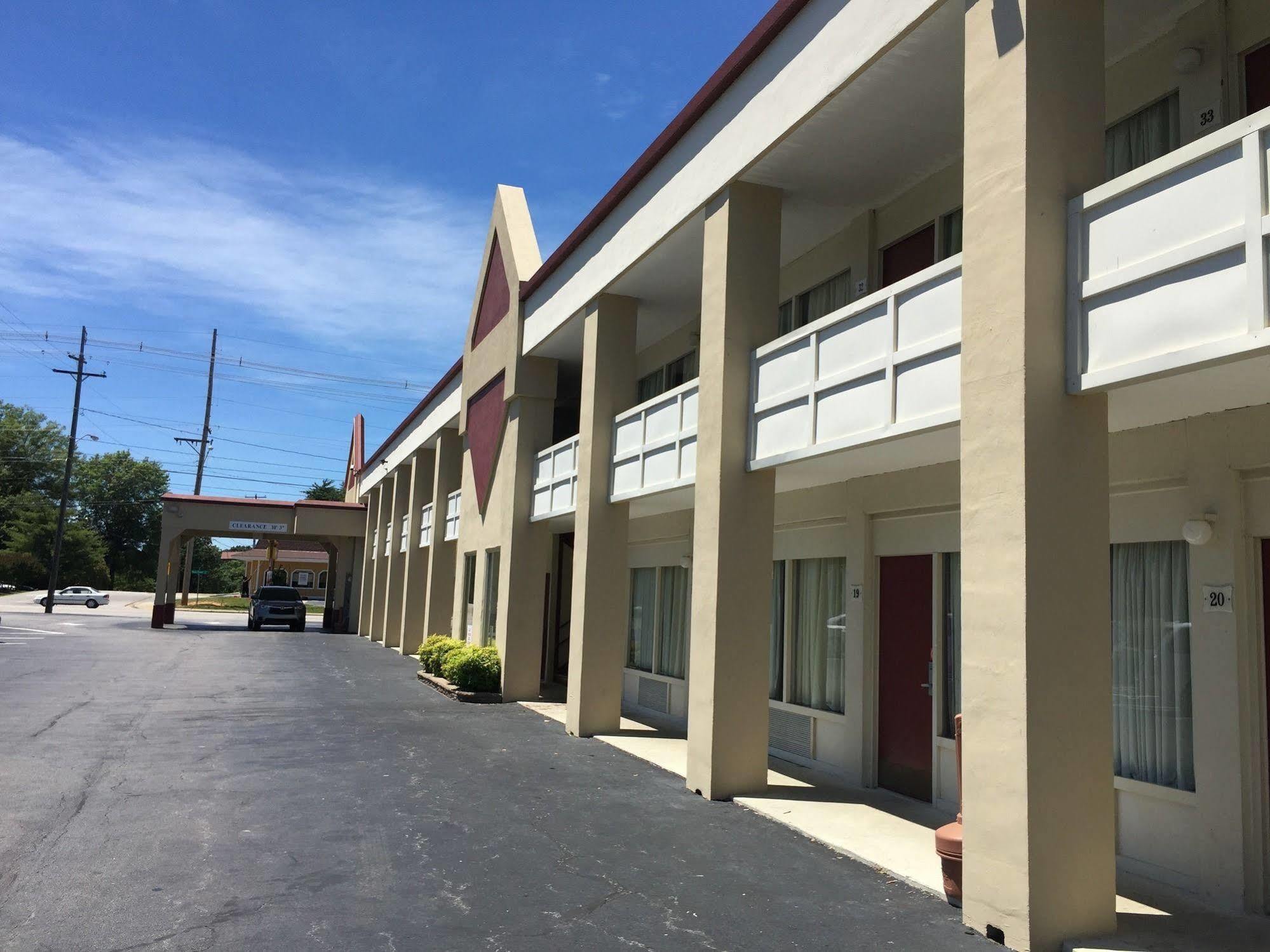 Astoria Hotel Danville North Exteriör bild